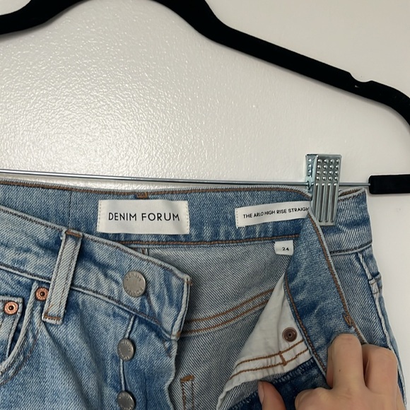Aritzia Denim Forum Arlo - 24 Waist 26L - Picture 2 of 4